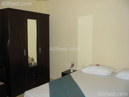 The Waterfront Hotel 9